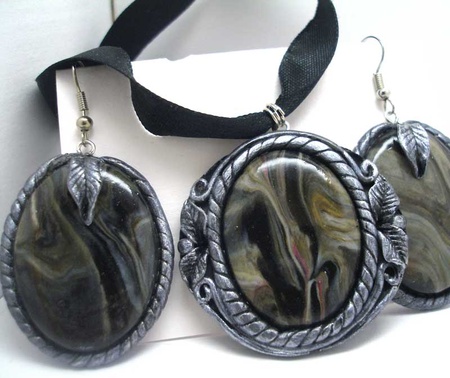 прикраси з полімерної глини